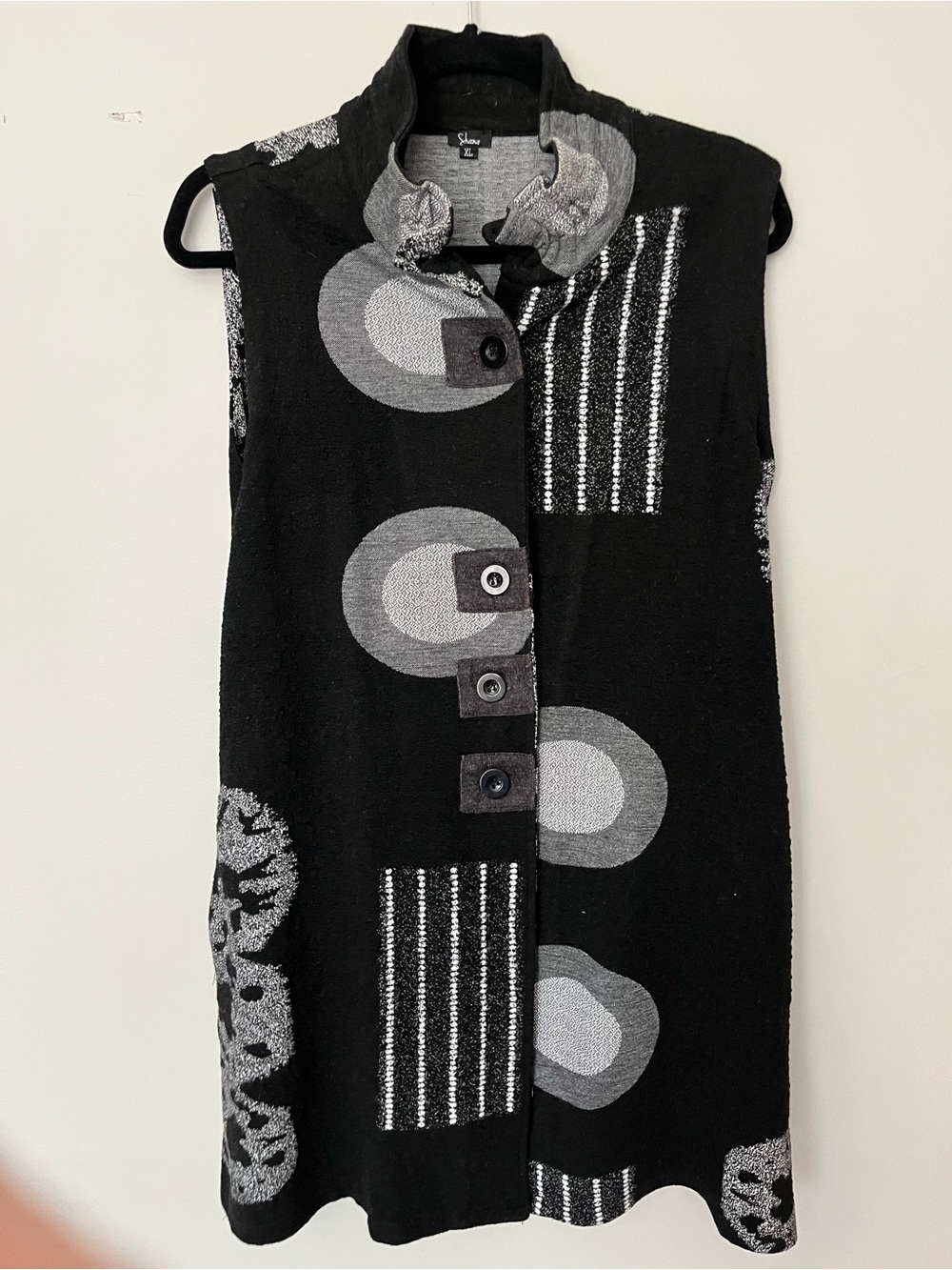 Black & Gray Sleeveless Knit Dress - Modern Button Front